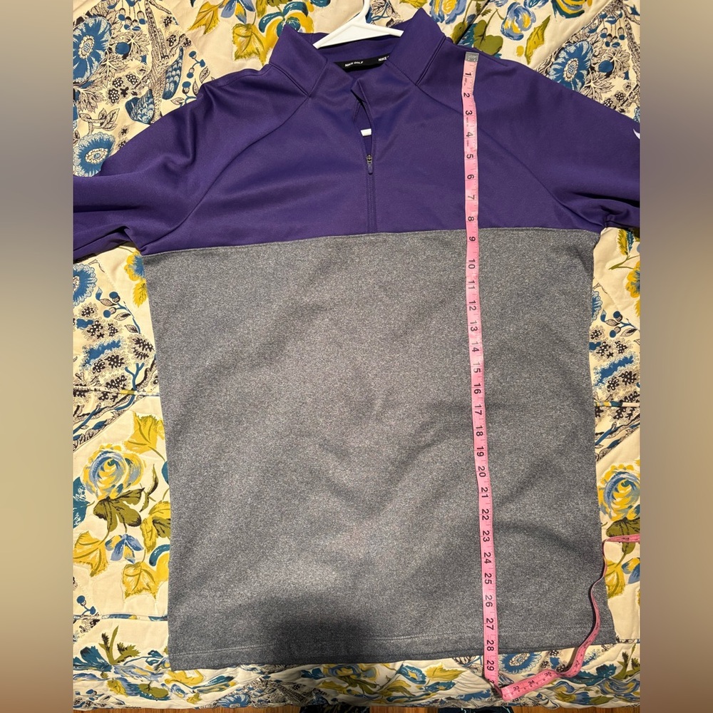 Men’s Nike Two-Tone Purple and Gray Pullover, Size Medium - Picture 6 of 8